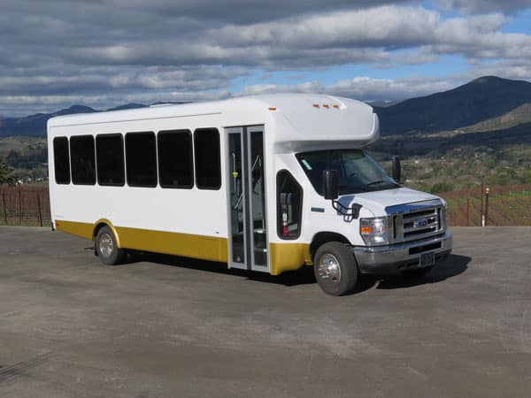 Tour Shuttle – Great for 17-21 Guests | Platypus Wine Tours