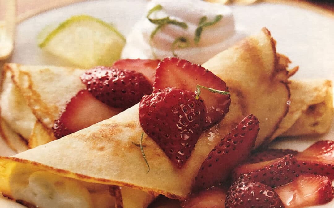 crepes with strawberries