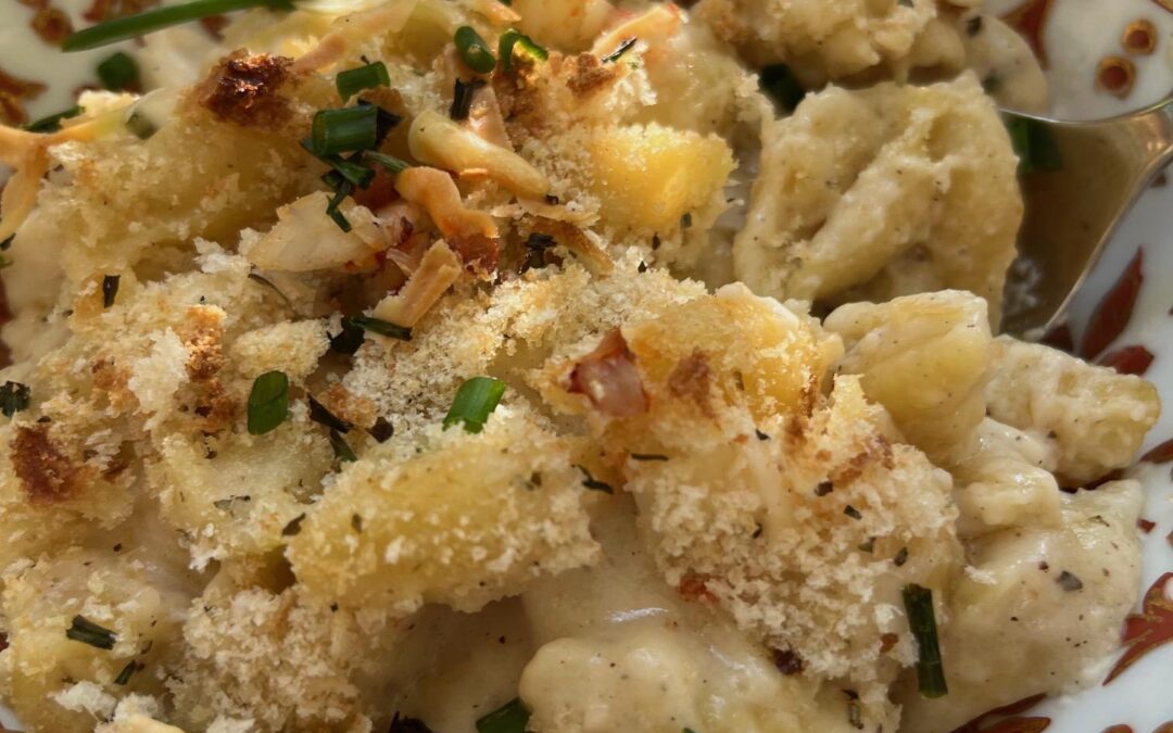 Bright & Creamy Lobster Mac & Cheese